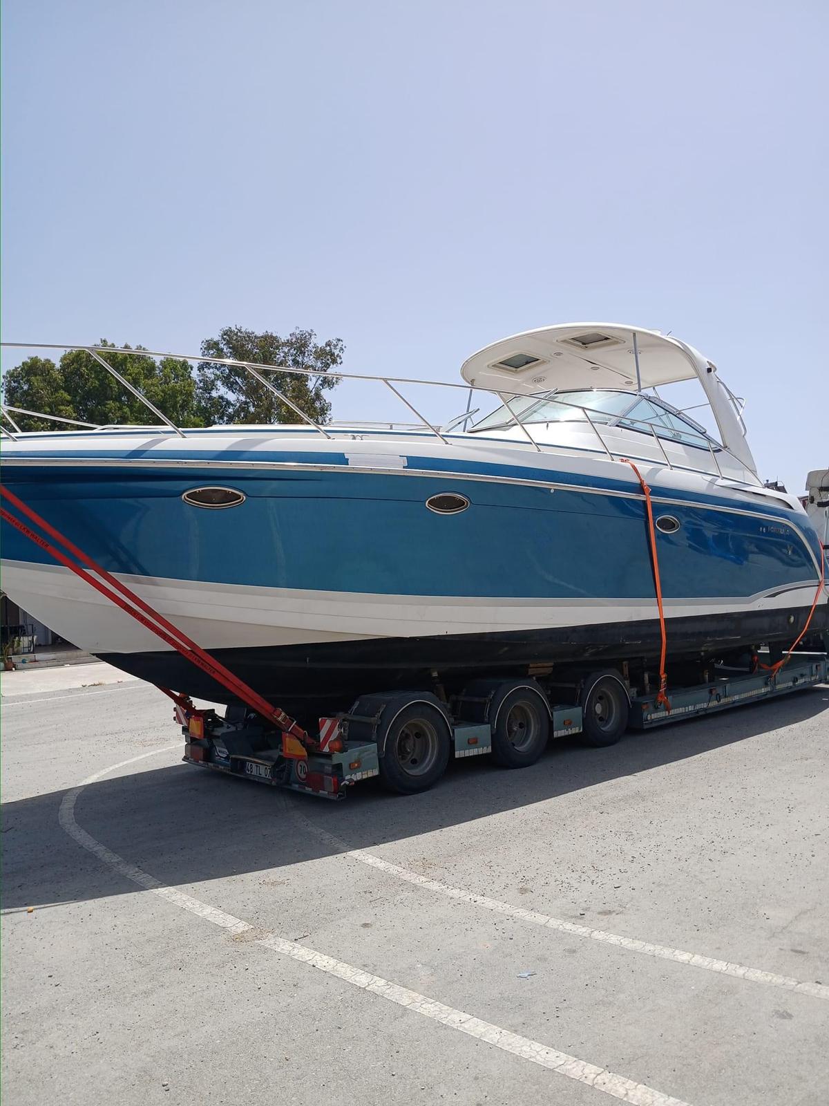 Karaca Marine Didim — deneyimli teknik ekip ile tekne bakım ve onarım operasyonu